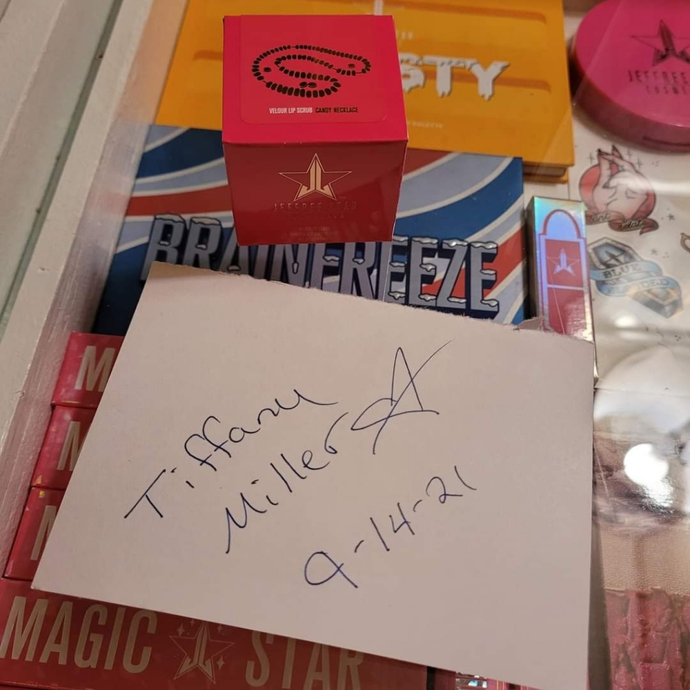 COPY - Jeffree Star lip scrub
